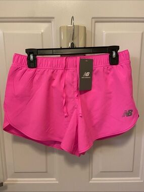 🩷New Balance Women's Neon Pink Running Shorts🩷